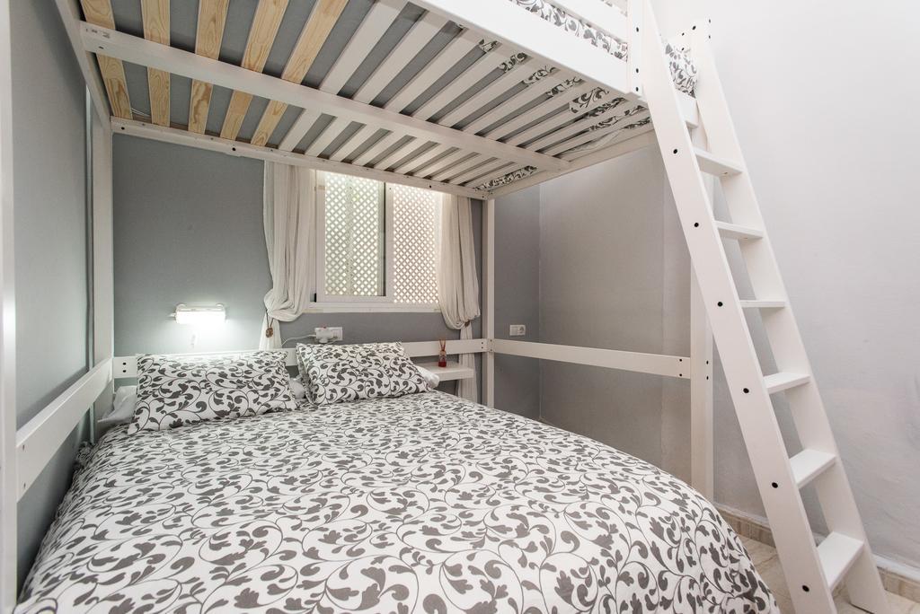 Divi Apartments Valvanera Séville Extérieur photo