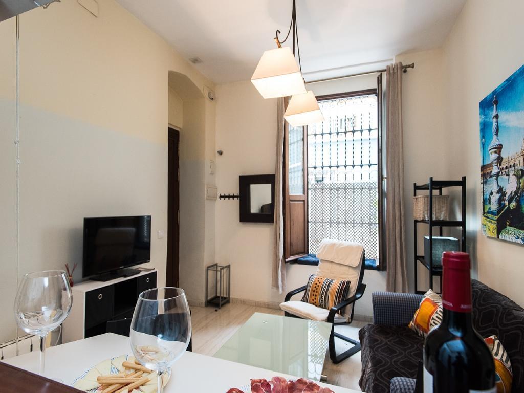 Divi Apartments Valvanera Séville Extérieur photo